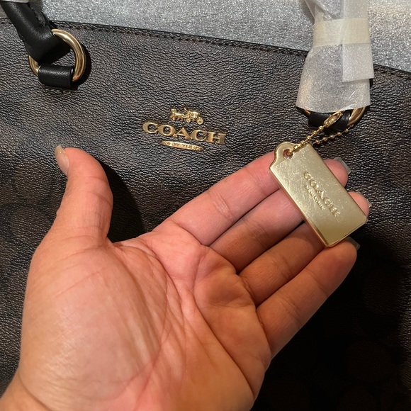 NWT COACH SIGNATURE SATCHEL BAG WITH WALLET - Picture 2 of 13